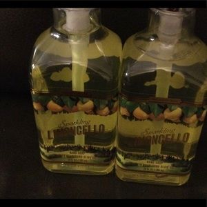 •L 👀K• NWT BBW Limencello 10 oz Handsoap X 2